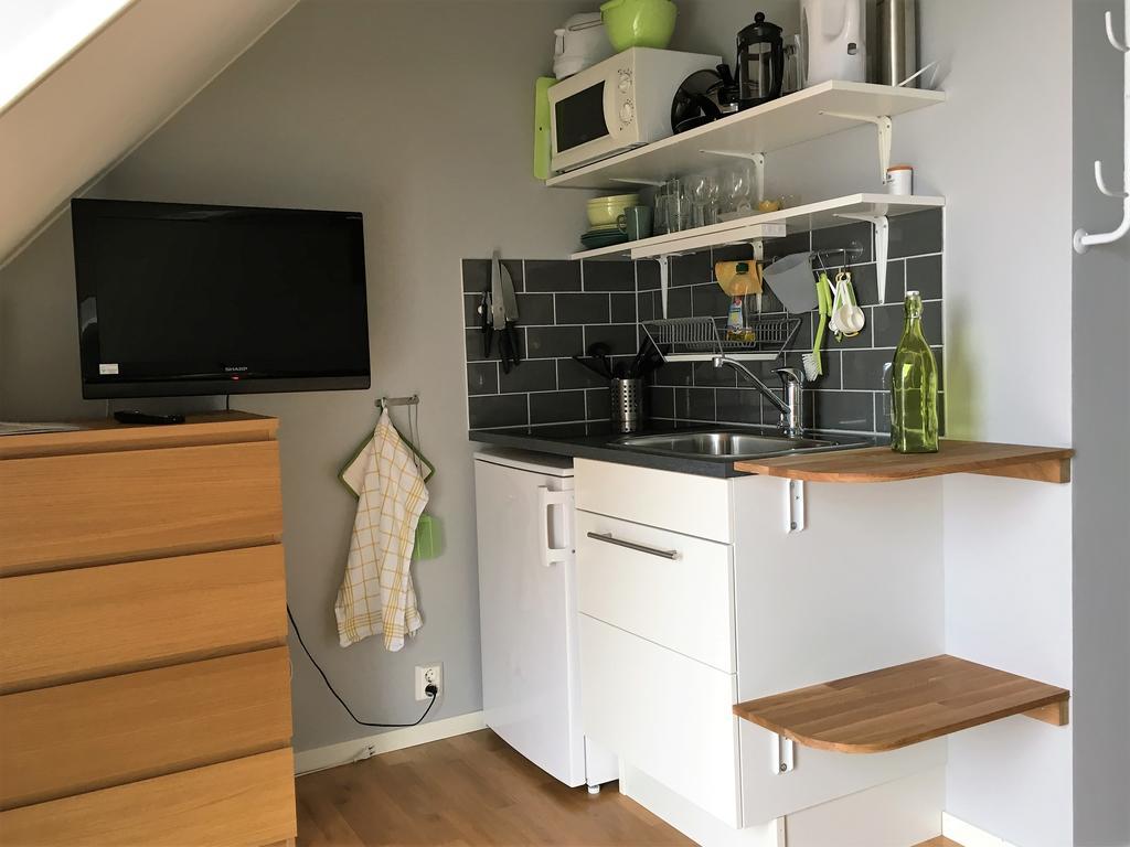 Ljungs Fem Rum Västergarn Extérieur photo
